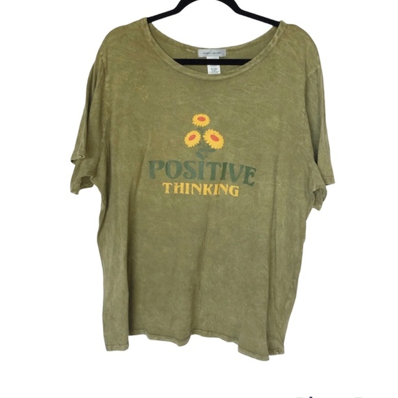 Positive Thinking NWOT Distressed Graphic Tee - Picture 1 of 4
